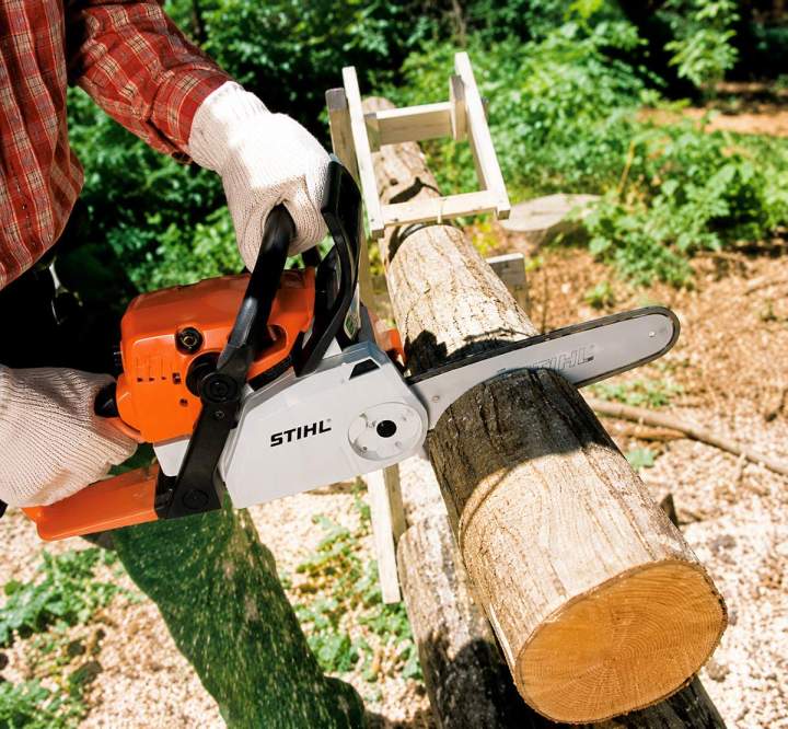 Outils de coupe à chaîne électriques Vailly-sur-Sauldre