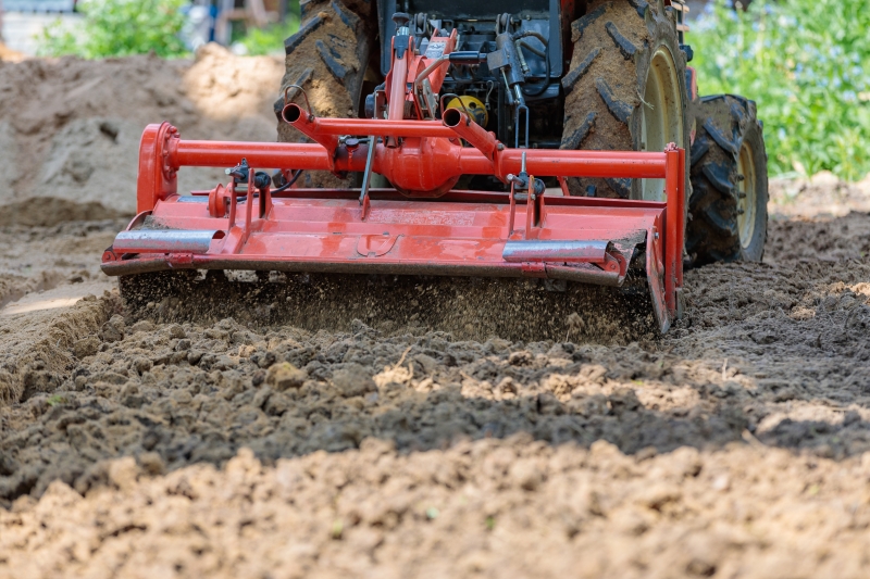 lp_support_shutterstock_2184767453.jpg Robot tondeuse, Cosne-Cours-sur-Loire