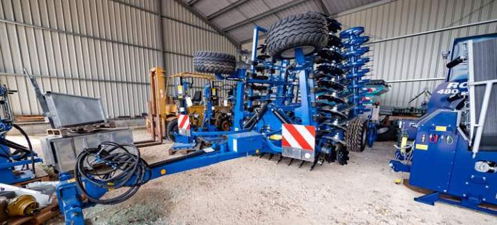 Engins agricoles Vailly-Sur-Sauldre